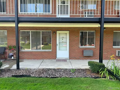 2125 Clawson Ave # 106, Royal Oak, MI 48073