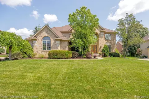 3346 Oxford W, Auburn Hills, MI 48326