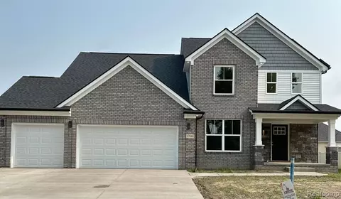 27040 Starkey Ln, Romulus, MI 48174