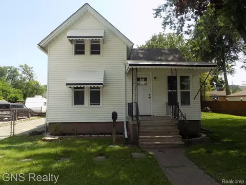 16 N Highland, Mount Clemens, MI 48043
