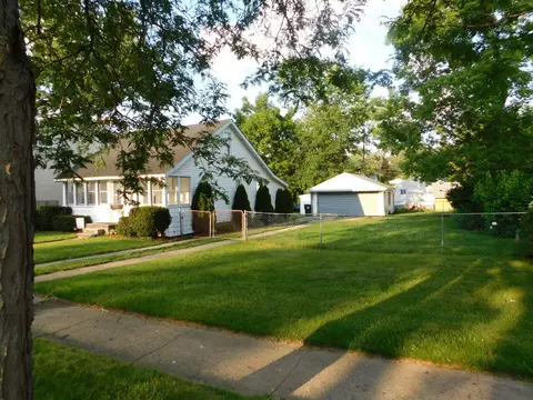 15388 Dixie St, Redford, MI 48239