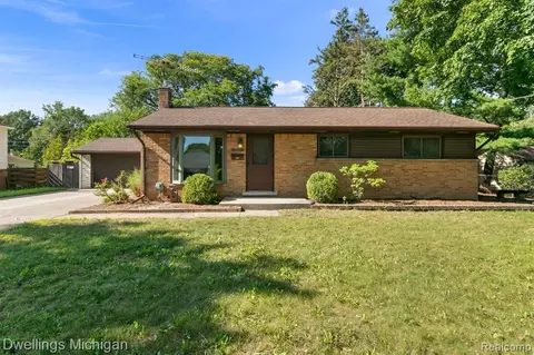 37038 Vincent St, Westland, MI 48186