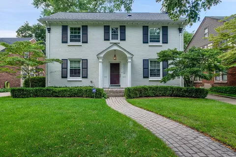 1365 Harvard Rd, Grosse Pointe Park, MI 48230