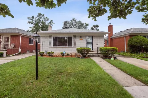 19969 Prest St, Detroit, MI 48235