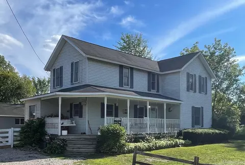 4900 Curdy Rd, Oceola, MI 48855