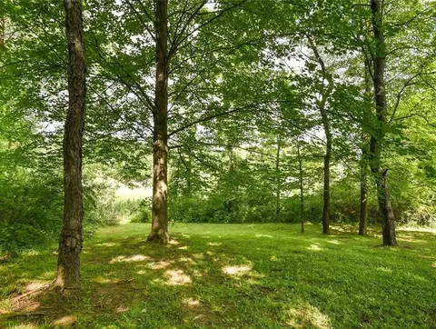 11829 Osprey Bay Rd, Springfield, MI 48350