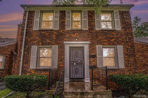 16574 Oakfield St, Detroit, MI 48235