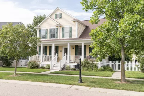 43030 Alcott Cir, Novi, MI 48377