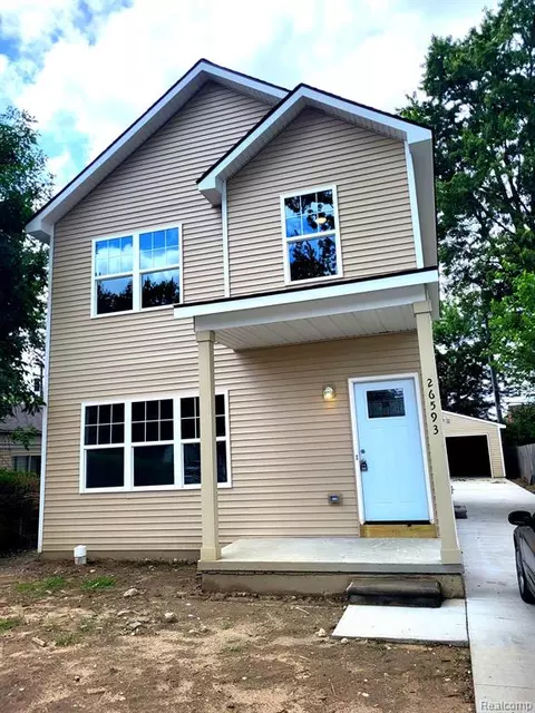 26593 Hampden St, Madison Heights, MI 48071
