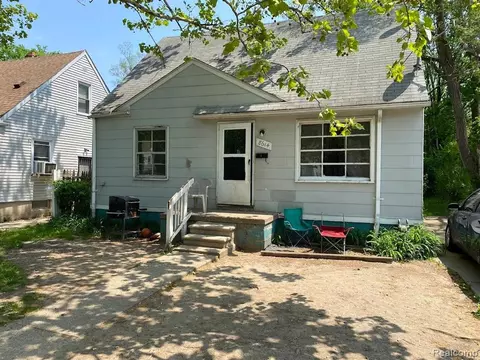 8614 Stout St, Detroit, MI 48228