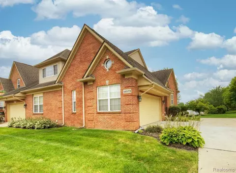 48579 Oak Bridge Dr, Canton, MI 48188