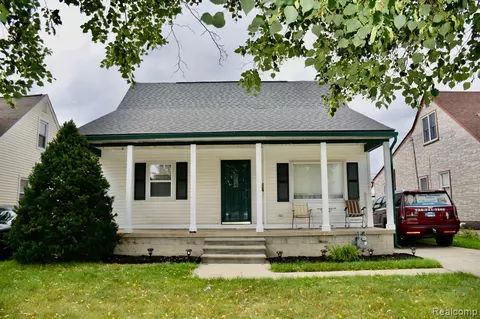 14726 Eureka Rd, Southgate, MI 48195