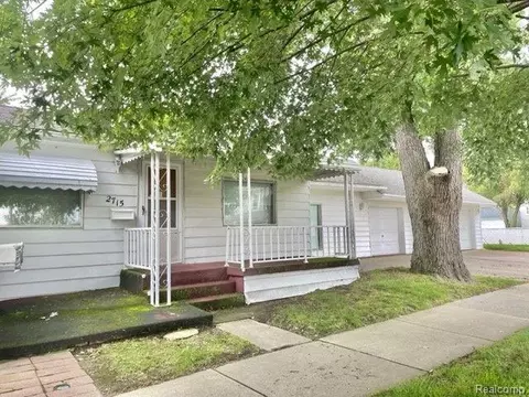 2715 9th St, Wyandotte, MI 48192