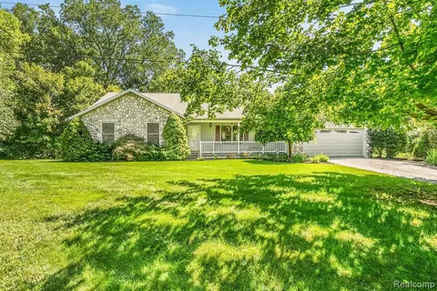 15955 Haggerty Rd, Van Buren, MI 48111