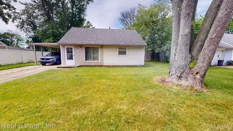 21875 Colgate St, Farmington Hills, MI 48336