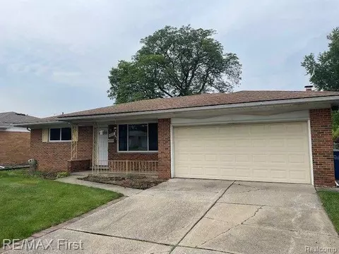 29203 Apolonia Dr, Warren, MI 48092