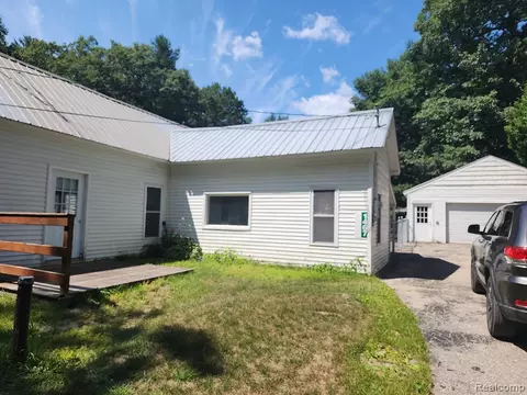 1467 Chapman Street, Topinabee, MI 49791