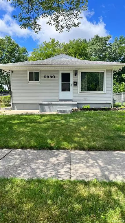 5980 Marvin St, Taylor, MI 48180