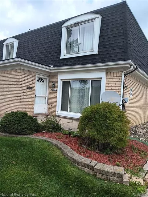 29612 City Center Dr #1, Warren, MI 48093