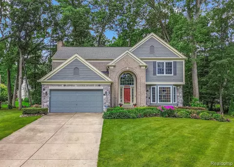 3036 Holben, Lake Orion, MI 48360