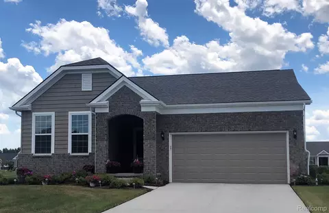 6565 Foothill Dr, Pittsfield, MI 48197