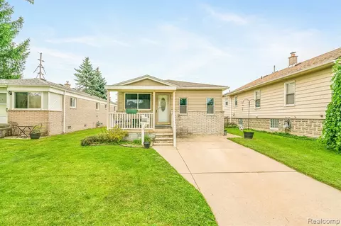 5613 Bedford St, Dearborn Heights, MI 48125