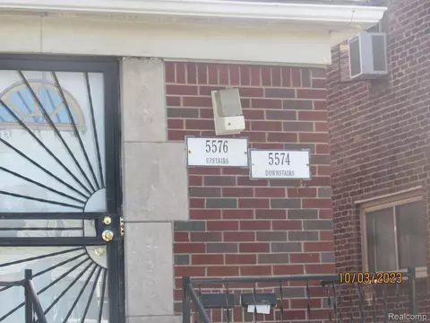 5574- 76 Devonshire Rd, Detroit, MI 48224