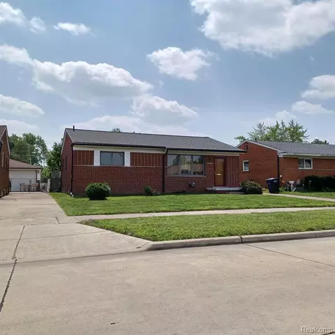 32629 Anita Rd, Westland, MI 48185