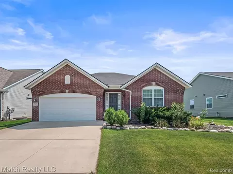 7157 Natalie Dr, Ypsilanti, MI 48197