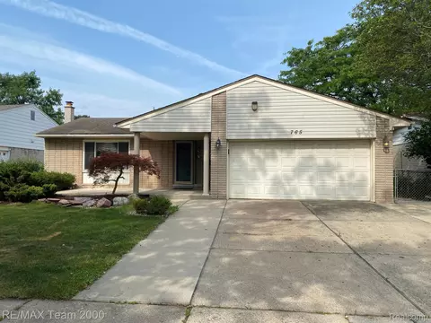 765 Ardmore St, Dearborn Heights, MI 48127