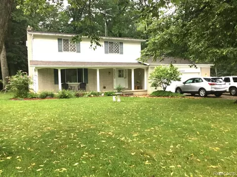 5110 Belsay Rd, Grand Blanc, MI 48439