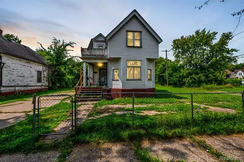 4075 Seyburn St, Detroit, MI 48214