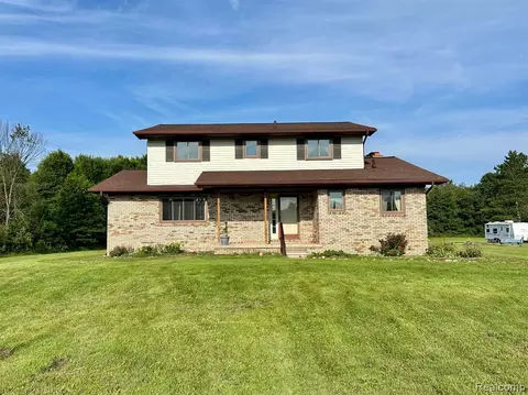 5160 Starville Rd, China, MI 48054