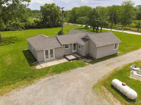13720 Masters Rd, Allenton, MI 48002