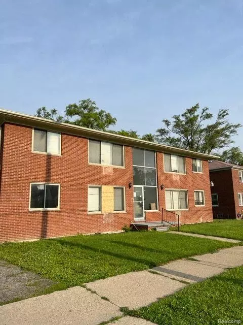 15811 Greenfield Rd, Detroit, MI 48227