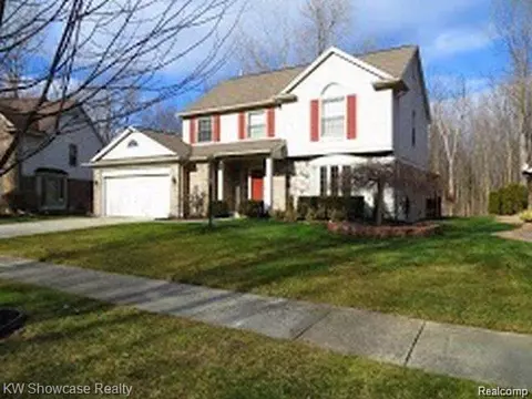 41936 Echo Forest Ct, Canton, MI 48188