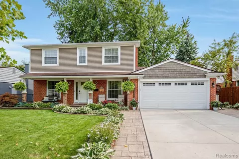 36543 Roycroft St, Livonia, MI 48154