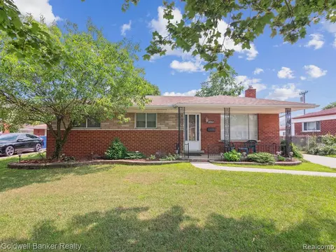 25566 Virginia Dr, Warren, MI 48091