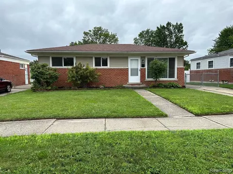 1395 Westchester St, Westland, MI 48186