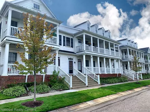 50093 Monroe St #91, Canton, MI 48188