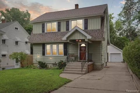 898 Roger St NW, Grand Rapids, MI 49544