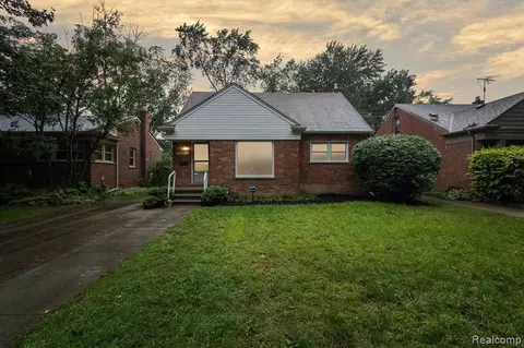 16321 Glenmore, Redford, MI 48240