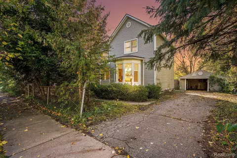 713 N River St, Ypsilanti, MI 48198