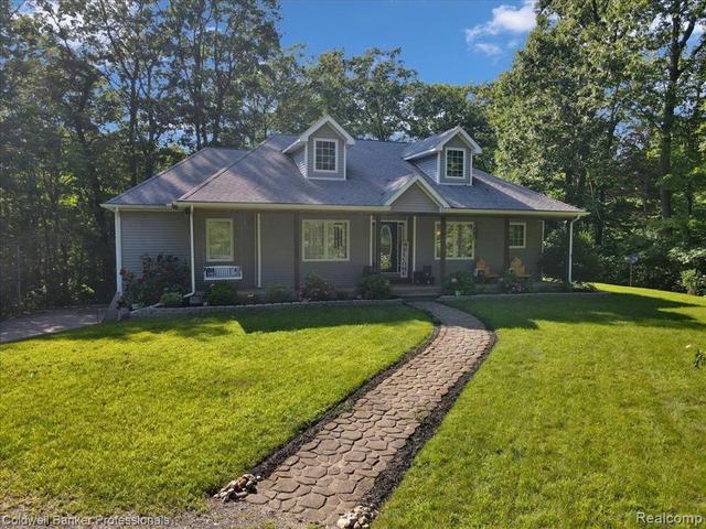 9642 N Lake Rd, Otter Lake, MI 48464 | 1 photo - Movoto