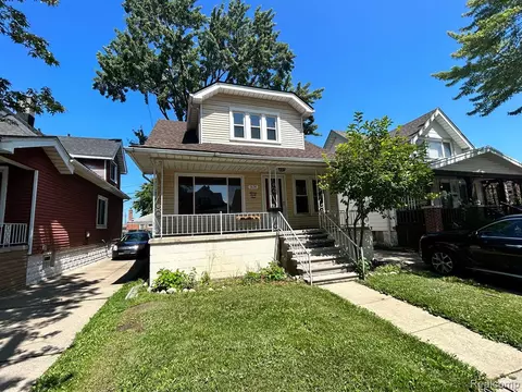 1634 Mill St, Lincoln Park, MI 48146