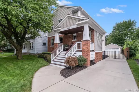 601 E Farnum Ave, Royal Oak, MI 48067