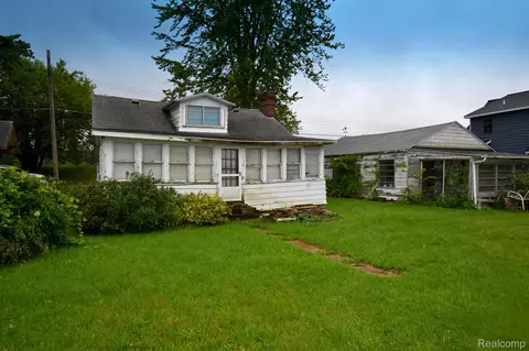9154 Dexter Pinckney Rd, Dexter, MI 48169