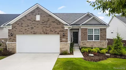 4035 Ashdale Way, Clarkston, MI 48348
