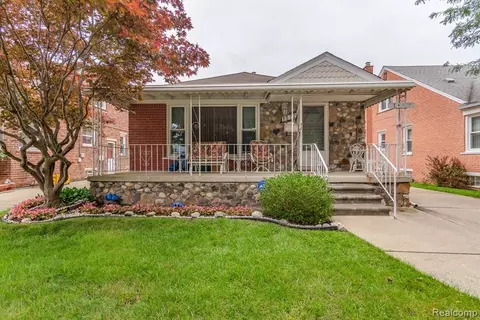 1572 Detroit Ave, Lincoln Park, MI 48146