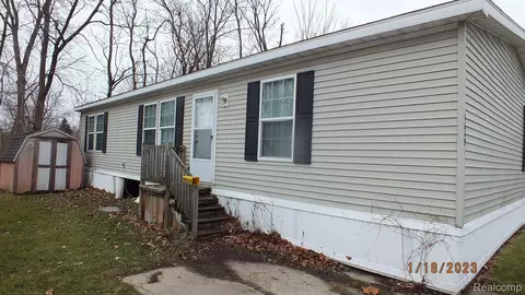 1649 Sherwood, Monroe, MI 48161
